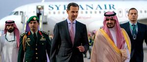 Wieder wohlgelitten: Baschar al Assad bei seiner Ankunft in Saudi-Arabien.    