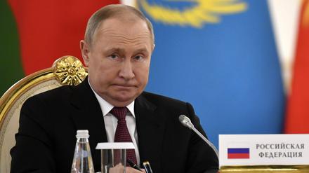 Wladimir Putin, Präsident von Russland, nimmt an einem Treffen der Staats- und Regierungschefs der Organisation des Vertrags über kollektive Sicherheit (OVKS) im Kreml teil. 