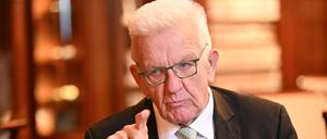 Ministerpräsident Winfried Kretschmann knöpft sich beim Thema Migration regelmäßig seine Partei vor.