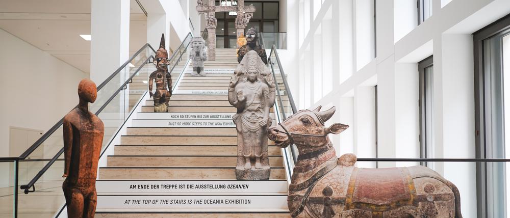 In drei Monaten werden in der 2. und 3. Etage des Humboldt Forums Ausstellungsstücke aus dem Asiatischen und dem Ethnologischen Museum zu sehen sein.