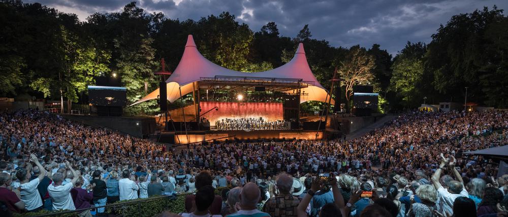 Das Waldbühnen-Konzert der Philharmoniker im Juni fand vor vollen Rängen statt. Im Konzertalltag sieht es oft anders aus. 