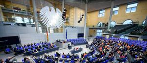 Volles Haus bei einer Plenarsitzung im Bundestag am Freitag. 
