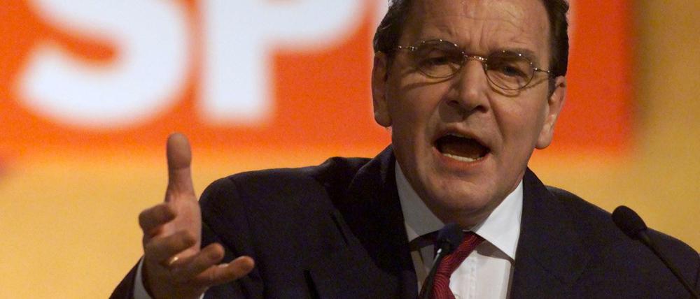 Ex-Kanzler Gerhard Schröder bei einer Parteitagsrede