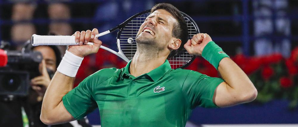 Novak Djokovic nach seinem Sieg beim Comeback in Dubai. Die Erleichterung ist ihm anzusehen, auch wenn er sportlich kaum gefordert wurde.