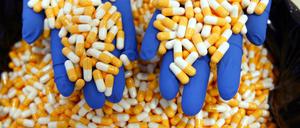 Abhängig von Fernost. Die Produktionsbedingungen für Arznei sind in den Herstellerländern oft problematisch.