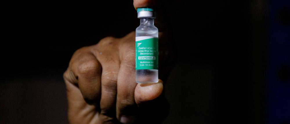 Im Rahmen der Impfinitiative Covax wird der Astrazeneca-Impfstoff „Covishield“ an Länder wie den afrikanischen Staat Ghana verteilt.