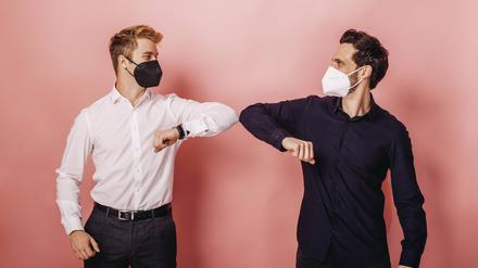 Die Membranen der FFP2-Masken filtern die Atemluft extrem effektiv. Wenn die Maske richtig getragen wird, ist der Schutzfaktor sehr hoch.