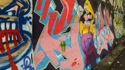 Legale Graffiti-Wand am Südgelände - demnächst auch an der Oderstraße in Neukölln.