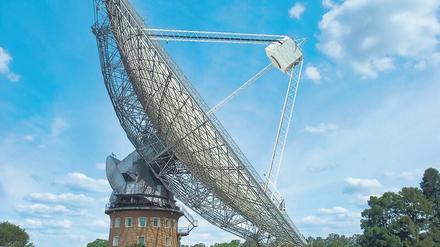 Allein im All? Riesige Anlagen wie das Parkes-Radioteleskop in Australien halten Ausschau nach Signalen Außerirdischer. Die seit vielen Jahren vergeblichen Spähens gesammelten Daten wurden jetzt veröffentlicht und stehen auch Bürgerforschern zur Verfügung. 